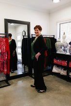 Load image into Gallery viewer, AQUILA Wide Leg Pant in Black Allure