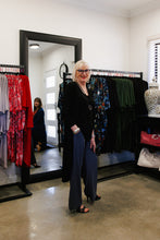 Load image into Gallery viewer, AMARIS Longline Jacket in Black Allure