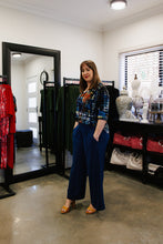 Load image into Gallery viewer, AQUILA Wide Leg Pant in Navy Allure