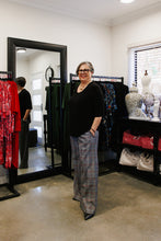 Load image into Gallery viewer, LUCIA Shaped Top in Black Allure