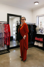 Load image into Gallery viewer, LUCIA Shaped Top in Black Allure