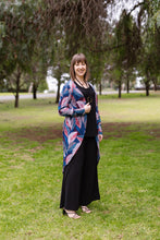 Load image into Gallery viewer, AMARIS Longline Jacket in Wild Leaves