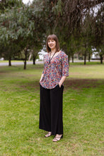 Load image into Gallery viewer, LUCIA Shaped Top in Paisley