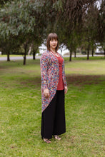 Load image into Gallery viewer, AMARIS Longline Jacket in Paisley Allure