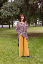 Load image into Gallery viewer, AMARIS Longline Jacket in Paisley