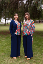 Load image into Gallery viewer, AMARIS Longline Jacket in Burst of Life