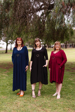 Load image into Gallery viewer, AMARIS Longline Jacket in Wine Allure