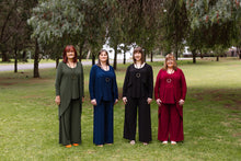 Load image into Gallery viewer, AMARIS Longline Jacket in Olive Allure