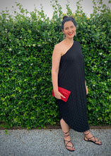 Load image into Gallery viewer, Ruffle Clutch in Red Shimmer