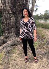 Load image into Gallery viewer, LULU Swing Top in Geometric