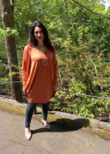 Load image into Gallery viewer, AMARIS Longline Cardi in Pumpkin
