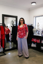 Load image into Gallery viewer, LUCIA Shaped Top in Red Flora
