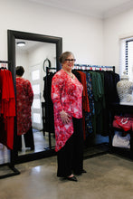 Load image into Gallery viewer, AMARIS Longline Jacket in Red Flora

