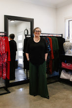 Load image into Gallery viewer, LUCIA Shaped Top in Black Diamond
