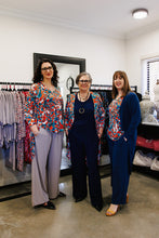 Load image into Gallery viewer, AMARIS Longline Jacket in Burst of Life
