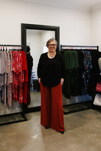 Load image into Gallery viewer, AQUILA Wide Leg Pant in Rust Allure
