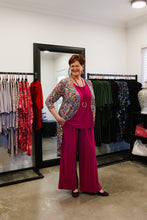 Load image into Gallery viewer, AMARIS Longline Jacket in Paisley
