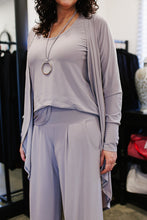 Load image into Gallery viewer, AQUILA Wide Leg Pant in Pearl Allure
