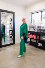 Load image into Gallery viewer, DRAPE in Emerald Allure
